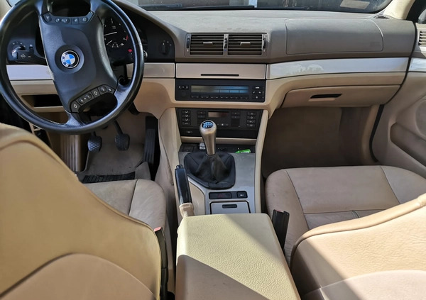 BMW Seria 5 cena 19900 przebieg: 349324, rok produkcji 2002 z Trzebinia małe 121